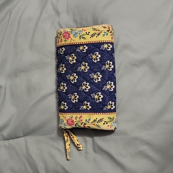 Retired Vera Bradley Maison Blue Tri-fold Clutch Wallet - Picture 7 of 7